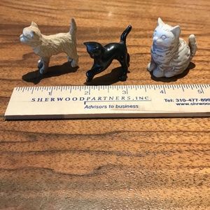 Small cat/kitten figurines, lot of 3, vintage